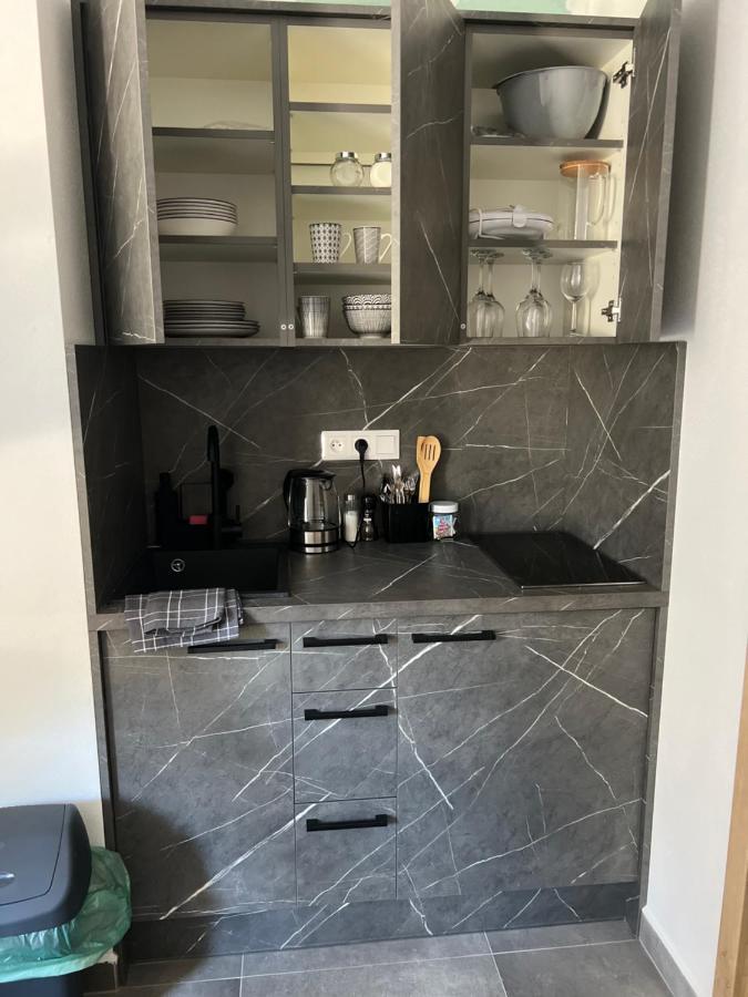 Hobiti Apartman - Bilbo Černá v Pošumaví Extérieur photo