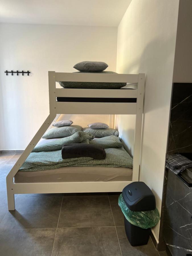 Hobiti Apartman - Bilbo Černá v Pošumaví Extérieur photo